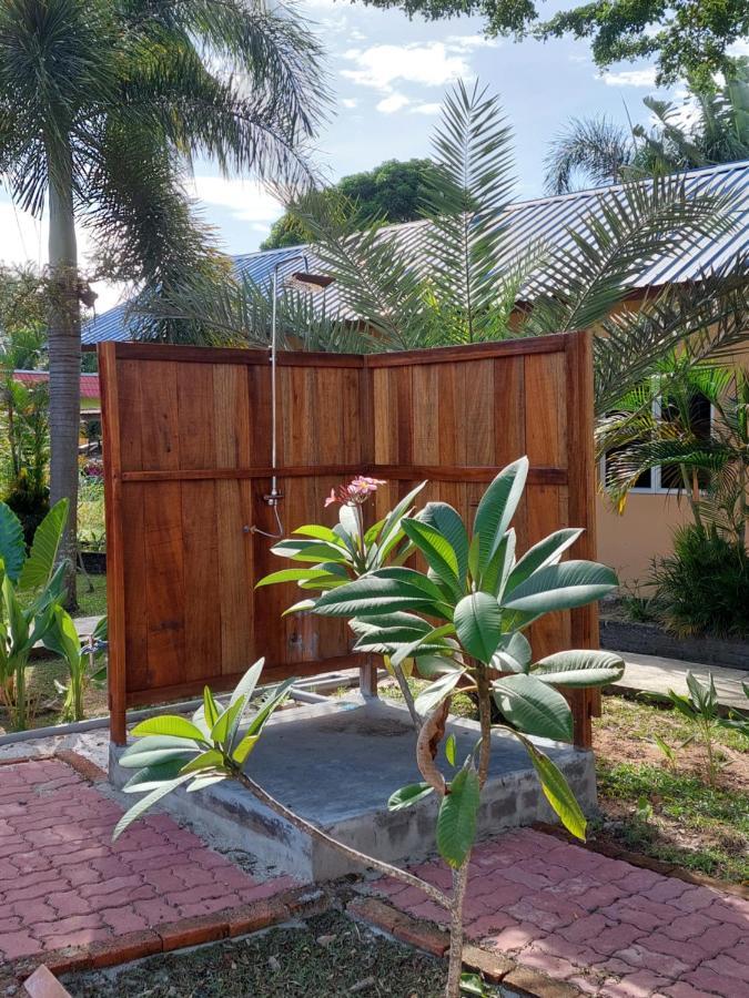Collection O 90622 Sehijau Cenang Hotell Pantai Cenang  Exteriör bild